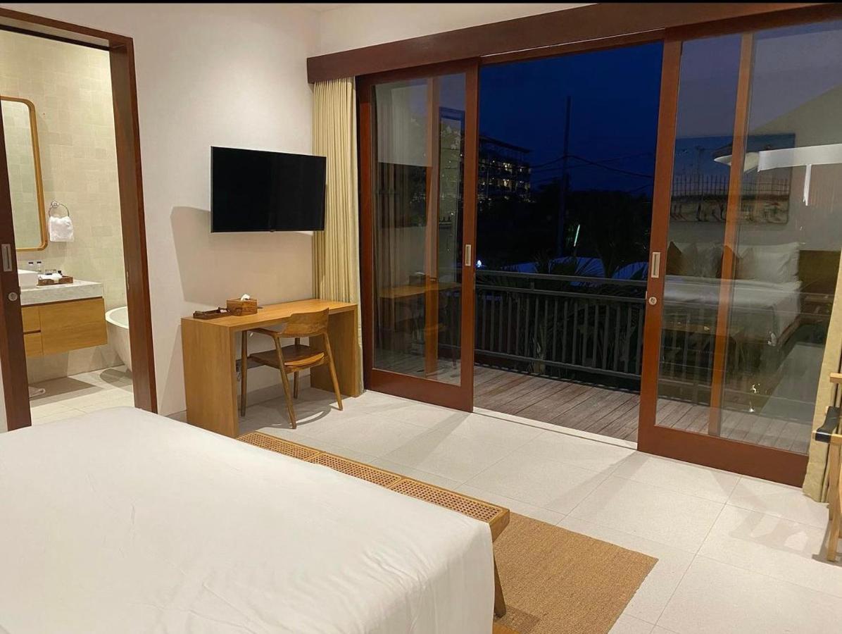 Villa T Seminyak (Bali)